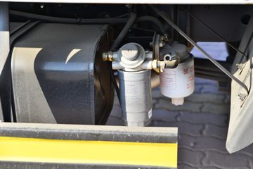 ����;�� T5 95���� 4X2 3.4����ȼ������ʽ���䳵(EQ5045XRQ16DCACWXP)ͼƬ