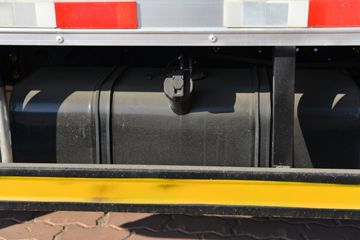 ����;�� T5 95���� 4X2 3.4����ȼ������ʽ���䳵(EQ5045XRQ16DCACWXP)ͼƬ