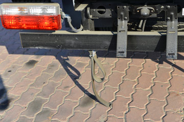 ����;�� T5 95���� 4X2 3.4����ȼ������ʽ���䳵(EQ5045XRQ16DCACWXP)ͼƬ