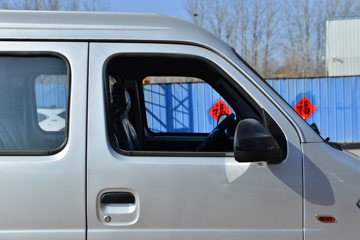 ����;�� T3Q(ԭС����W) 1.6L 123���� ���� 2.5��˫������С��ͼƬ