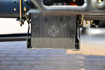 ����;�� T3Q(ԭС����W) 1.6L 123���� ���� 2.5��˫������С��ͼƬ