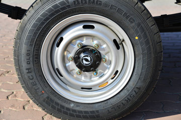 ����;�� T3Q(ԭС����W) 1.6L 123���� ���� 2.5��˫������С��ͼƬ