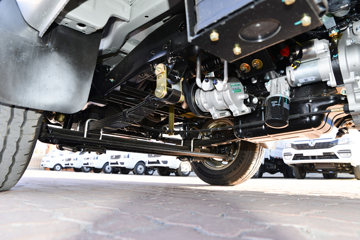 ����;�� T3Q(ԭС����W) 1.6L 123���� ���� 2.5��˫������С��ͼƬ