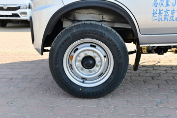 ����;�� T3Q(ԭС����W) 1.6L 123���� ���� 2.5��˫������С��ͼƬ