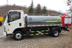 福田 时代领航H2 115马力 4X2 洒水车(纵昂牌)(国六)
