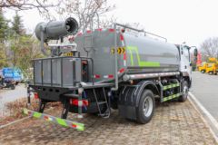 福田 时代领航ES7 200马力 4X2 洒水车(纵昂牌)