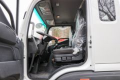 福田 时代领航ES7 200马力 4X2 洒水车(纵昂牌)