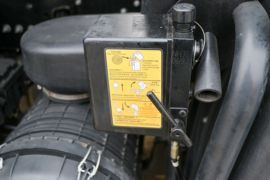 时代领航ES7&nbsp;洒水车/喷洒车底盘图片