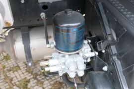 时代领航ES7&nbsp;洒水车/喷洒车底盘图片