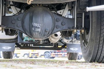 ���� ʱ���캽ES7 200���� 4X2 ��ˮ��(�ݰ���)ͼƬ