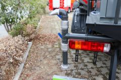 福田 时代领航ES7 200马力 4X2 洒水车(纵昂牌)