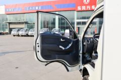 东风 小霸王W17 1.6L 123马力 汽油 3.95米单排厢式小卡(国六)(EQ5031XXY60Q6AC)