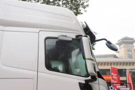 乘龙H5V&nbsp;电动牵引车外观图片