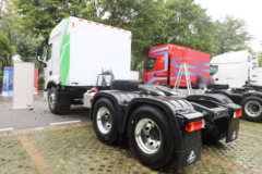 东风柳汽 乘龙H5V 6X4 充换电纯电动牵引车281.91kWh