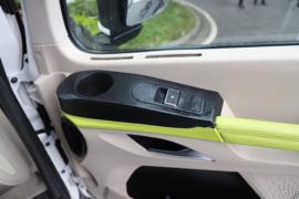 乘龙H5V&nbsp;电动牵引车驾驶室图片