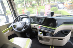 东风柳汽 乘龙H5V 6X4 充换电纯电动牵引车281.91kWh