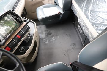 �������� ����H5V 4X2 6.8�׻춯�ػ���16.12kWhͼƬ