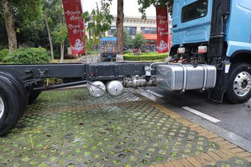 �������� ����H5V 4X2 6.8�׻춯�ػ���16.12kWhͼƬ