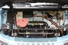 东风柳汽 乘龙H5V 4X2 6.8米混动载货车16.12kWh