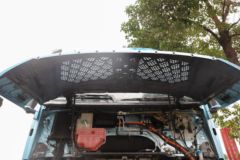 东风柳汽 乘龙H5V 4X2 6.8米混动载货车16.12kWh