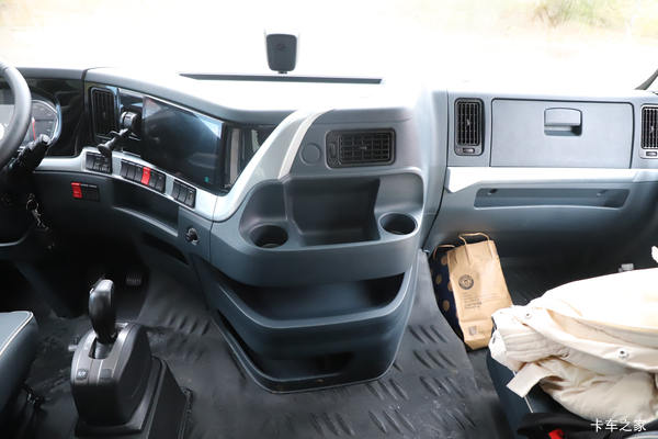 优惠4万 亳州市乘龙H7牵引车火热促销中