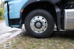 东风柳汽 乘龙H7重卡 陆航版 600马力 6X4 AMT自动档牵引车(伊顿)(液缓)(LZ4252H7DC1) 东风柳汽 乘龙H7重卡 陆航版 600马力 6X4 AMT自动档牵引车(伊顿)(液缓)(LZ4252H7DC1)