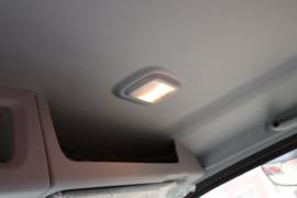 大金刚ES7&nbsp;随车吊驾驶室图片