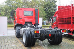 东风柳汽 乘龙L3 180马力 4X2 自卸车