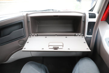 �������� ����L3 180���� 4X2 ��ж��ͼƬ