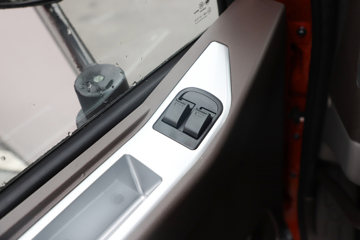 �������� ����L3 180���� 4X2 ��ж��ͼƬ