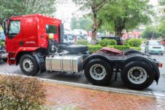 东风柳汽 乘龙H5 460马力 6X4 AMT自动档牵引车(低顶)(LZ4250H5DC1)
