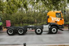 东风柳汽 乘龙H5V 350马力 8X4 5.8米自卸车(国六)(LZ3311H5FC1)