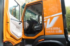 东风柳汽 乘龙H5V 350马力 8X4 5.8米自卸车(国六)(LZ3311H5FC1)