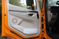 东风柳汽 乘龙H5V 350马力 8X4 5.8米自卸车(国六)(LZ3311H5FC1)