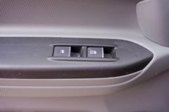 江淮 德沃斯V8 大金牛mini 170马力 5.48米排半栏板载货车(国六)(HFC1140P61K1D7S) 江淮 德沃斯V8 大金牛mini 170马力 5.48米排半栏板载货车(国六)(HFC1140P61K1D7S)