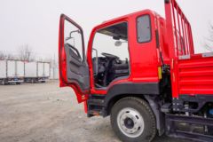 江淮 德沃斯V8 大金牛mini 170马力 5.48米排半栏板载货车(国六)(HFC1140P61K1D7S) 江淮 德沃斯V8 大金牛mini 170马力 5.48米排半栏板载货车(国六)(HFC1140P61K1D7S)