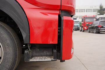 ���� �����A5X���п� ��ֵ�� 290���� 4X2 6.8�ײ�դʽ�ػ���(����)(HFC5181CCYP2K2A50CS)ͼƬ