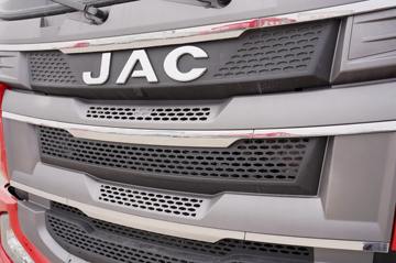 ���� �����A5X���п� ��ֵ�� 290���� 4X2 6.8�ײ�դʽ�ػ���(����)(HFC5181CCYP2K2A50CS)ͼƬ