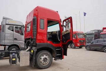 ���� �����A5X���п� ��ֵ�� 290���� 4X2 6.8�ײ�դʽ�ػ���(����)(HFC5181CCYP2K2A50CS)ͼƬ