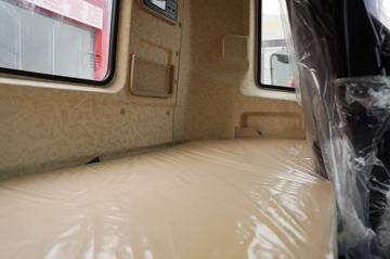 ���� �����A5X���п� ��ֵ�� 290���� 4X2 6.8�ײ�դʽ�ػ���(����)(HFC5181CCYP2K2A50CS)ͼƬ