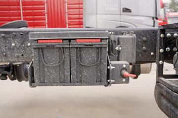 ���� �����A5X���п� ��ֵ�� 290���� 4X2 6.8�ײ�դʽ�ػ���(����)(HFC5181CCYP2K2A50CS)ͼƬ