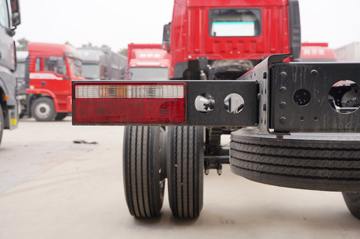 ���� �����A5X���п� ��ֵ�� 290���� 4X2 6.8�ײ�դʽ�ػ���(����)(HFC5181CCYP2K2A50CS)ͼƬ