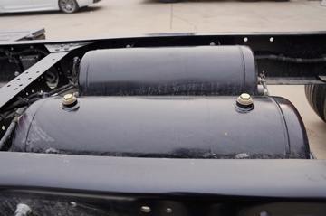 ���� �����A5X���п� ��ֵ�� 290���� 4X2 6.8�ײ�դʽ�ػ���(����)(HFC5181CCYP2K2A50CS)ͼƬ