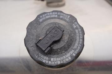 ���� �����A5X���п� ��ֵ�� 290���� 4X2 6.8�ײ�դʽ�ػ���(����)(HFC5181CCYP2K2A50CS)ͼƬ