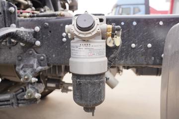 ���� �����A5X���п� ��ֵ�� 290���� 4X2 6.8�ײ�դʽ�ػ���(����)(HFC5181CCYP2K2A50CS)ͼƬ