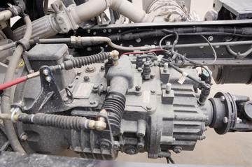 ���� �����A5X���п� ��ֵ�� 290���� 4X2 6.8�ײ�դʽ�ػ���(����)(HFC5181CCYP2K2A50CS)ͼƬ