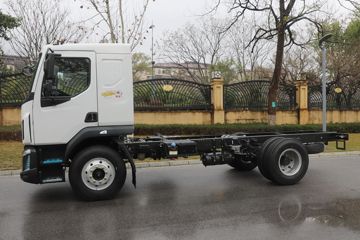 新乘龙M3&nbsp;洒水车/喷洒车外观图片