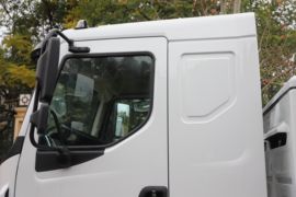 新乘龙M3&nbsp;电动垃圾车外观图片