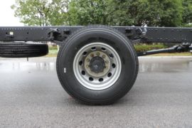 新乘龙M3&nbsp;电动垃圾车底盘图片