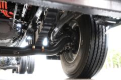 东风柳汽 新乘龙M3 4X2 纯电动垃圾车底盘(LZ1180M3AZBEV10T)210.6kWh